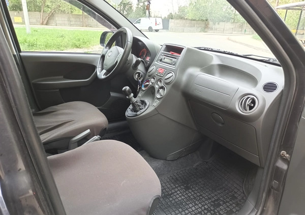 Fiat Panda cena 8800 przebieg: 153000, rok produkcji 2010 z Stargard małe 232